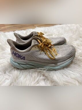 Hoka Women's Running Shoes in Sand with Yellow Laces